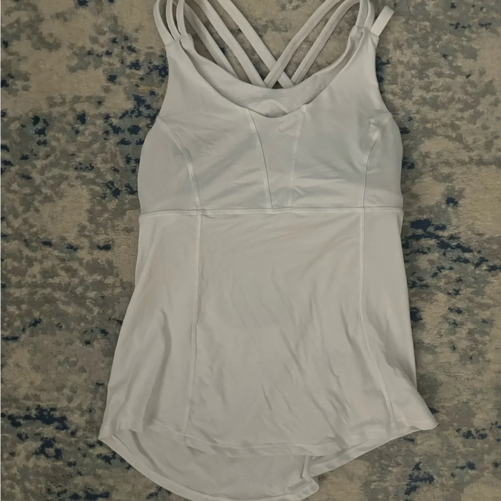 Lululemon Energy Tank Size 8 - Picture 3 of 5